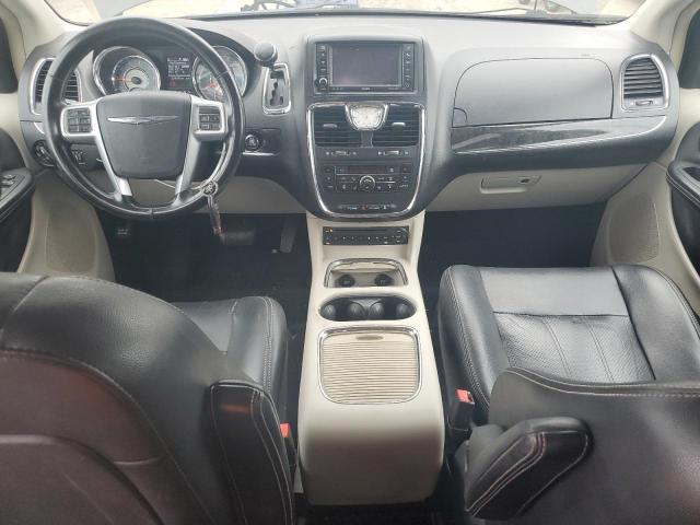 2C4RC1CG3CR117028 - 2012 CHRYSLER TOWN & COU TOURING L GRAY photo 8