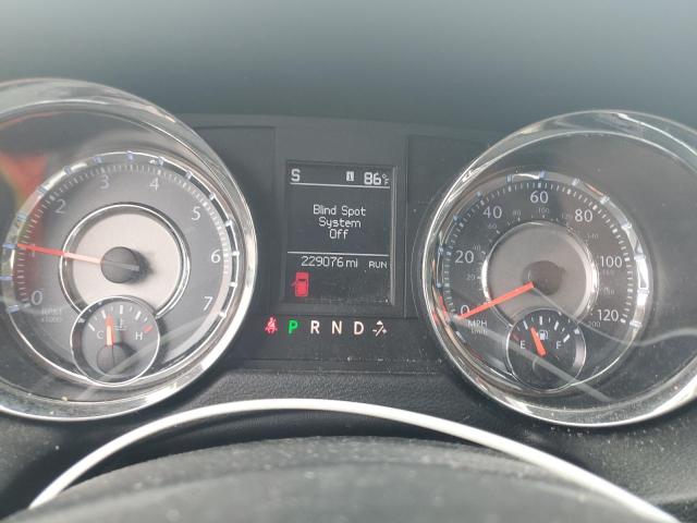 2C4RC1CG3CR117028 - 2012 CHRYSLER TOWN & COU TOURING L GRAY photo 9