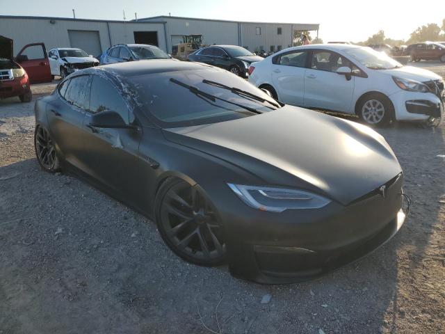 5YJSA1E68MF441519 - 2021 TESLA MODEL S BLACK photo 4