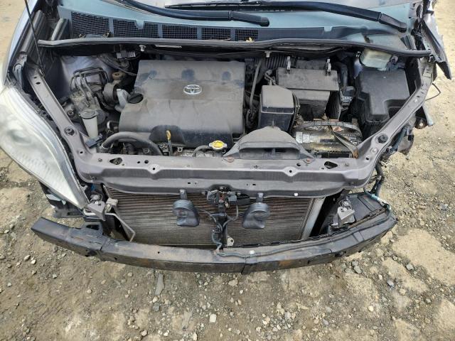 5TDYK3DC3FS590025 - 2015 TOYOTA SIENNA XLE GRAY photo 12