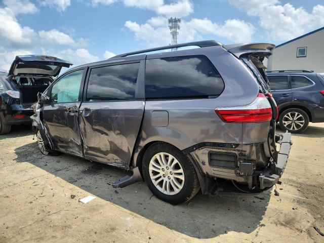 5TDYK3DC3FS590025 - 2015 TOYOTA SIENNA XLE GRAY photo 2