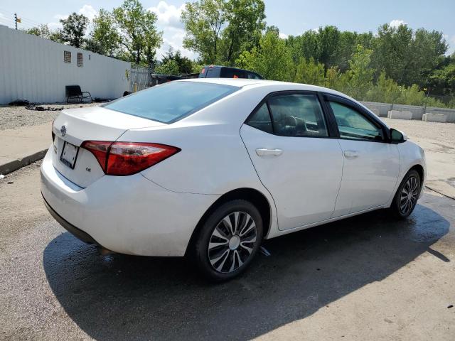 2T1BURHE6JC055657 - 2018 TOYOTA COROLLA L 白色 照片 3