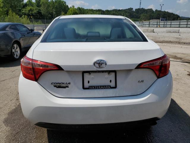 2T1BURHE6JC055657 - 2018 TOYOTA COROLLA L 白色 照片 6