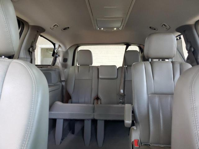 2C4RC1CG0ER378118 - 2014 CHRYSLER TOWN & COU TOURING L TAN photo 10