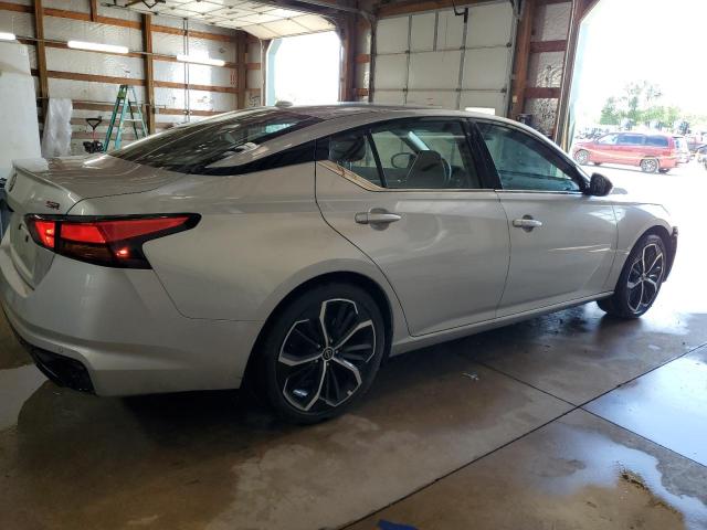 1N4BL4CV1RN429460 - 2024 NISSAN ALTIMA SR SILVER photo 3