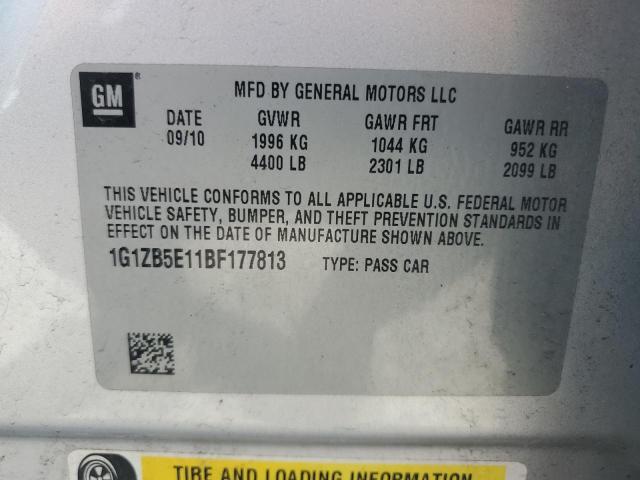 1G1ZB5E11BF177813 - 2011 CHEVROLET MALIBU LS Silber Foto 12