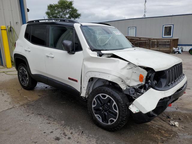 ZACCJBCB5HPG58325 - 2017 JEEP RENEGADE TRAILHAWK WHITE photo 4