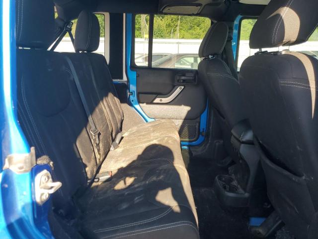 1C4BJWEG4GL301264 - 2016 JEEP WRANGLER U SAHARA BLUE photo 11