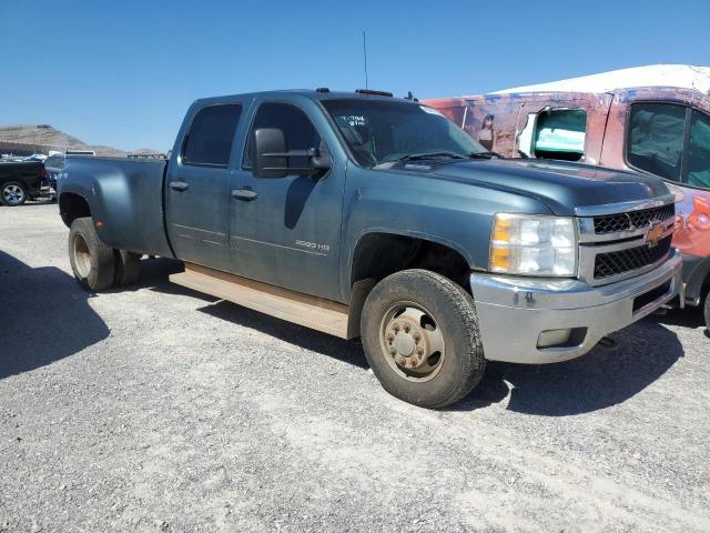 1GC4K0C82CF156703 - 2012 CHEVROLET SILVERADO K3500 LT BLUE photo 4