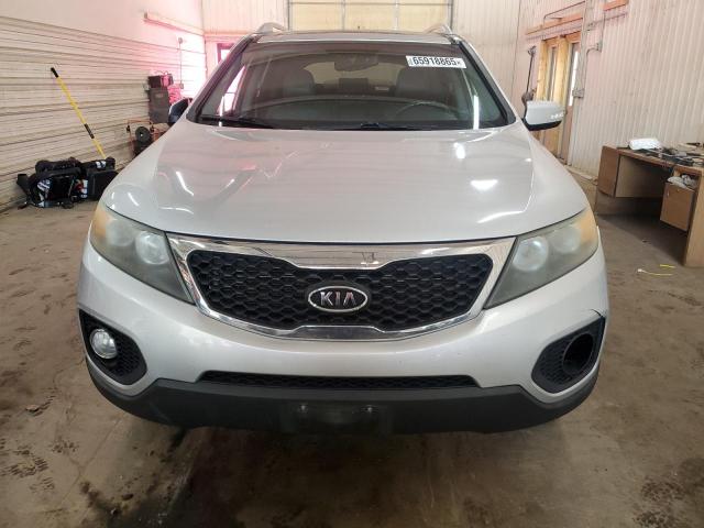 5XYKUDA25BG086665 - 2011 KIA SORENTO EX 银色 照片 5