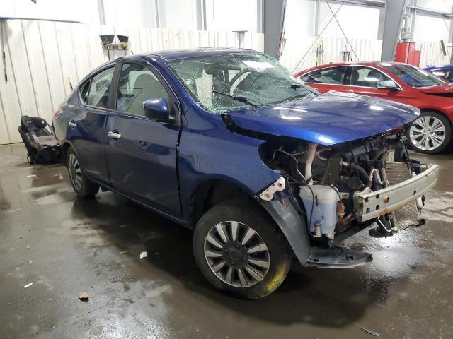 3N1CN7AP4KL823591 - 2019 NISSAN VERSA S BLUE photo 4