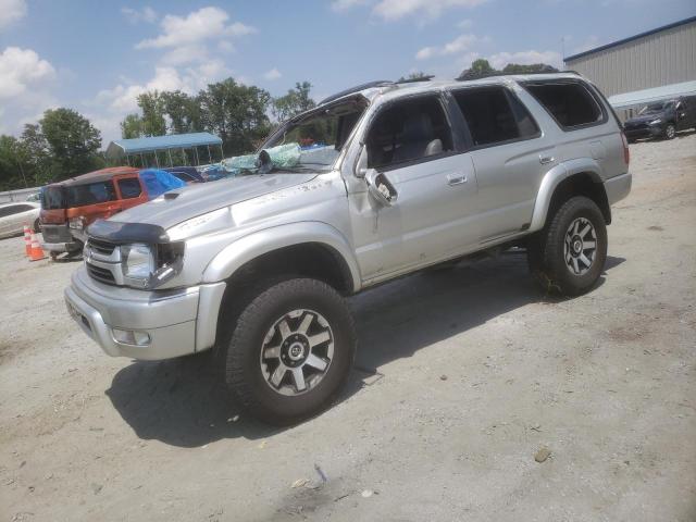 2000 TOYOTA 4RUNNER SR5, 