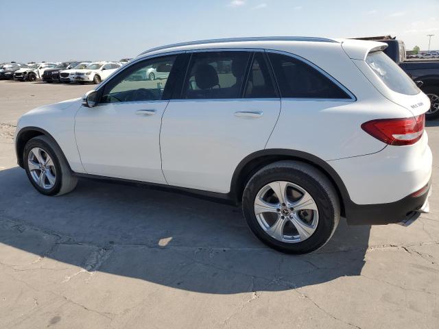 WDC0G4JB7JV015645 - 2018 MERCEDES-BENZ GLC 300 WHITE photo 2