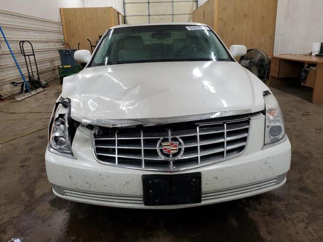 1G6KD5EY3AU133664 - 2010 CADILLAC DTS LUXURY COLLECTION WHITE photo 5