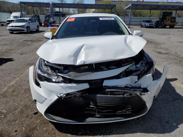 JTDBDMHE2RJ006121 - 2024 TOYOTA COROLLA LE WHITE photo 5