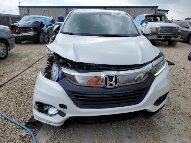 3CZRU6H35NM746956 - 2022 HONDA HR-V LX WHITE photo 5