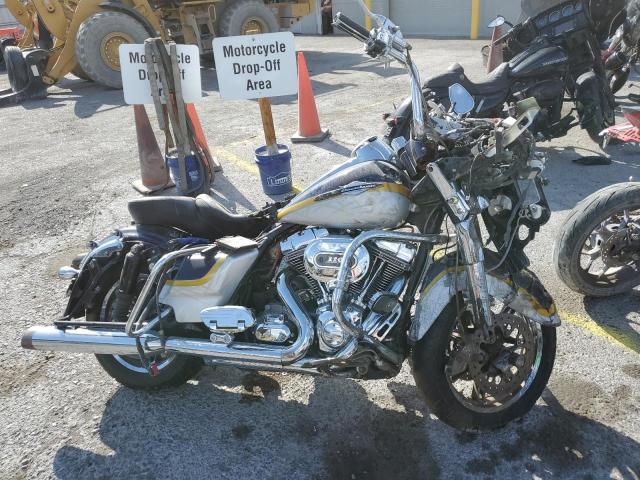 2012 HARLEY-DAVIDSON FLHTCUSE7 CVO ULTRA CLASSIC ELECTRA GLIDE, null