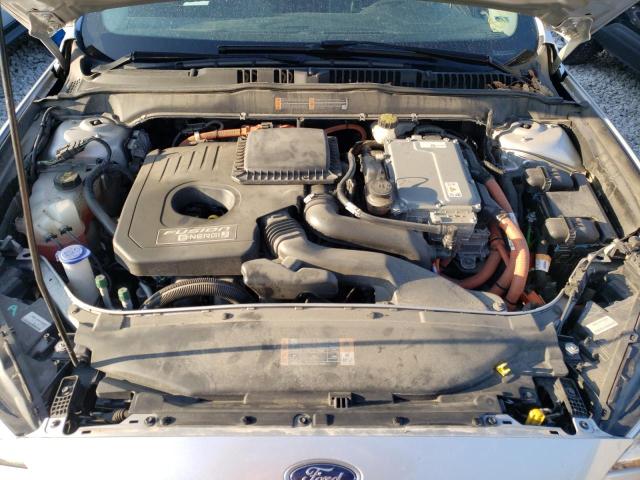 3FA6P0SUXHR149152 - 2017 FORD FUSION TITANIUM PHEV SILVER photo 11