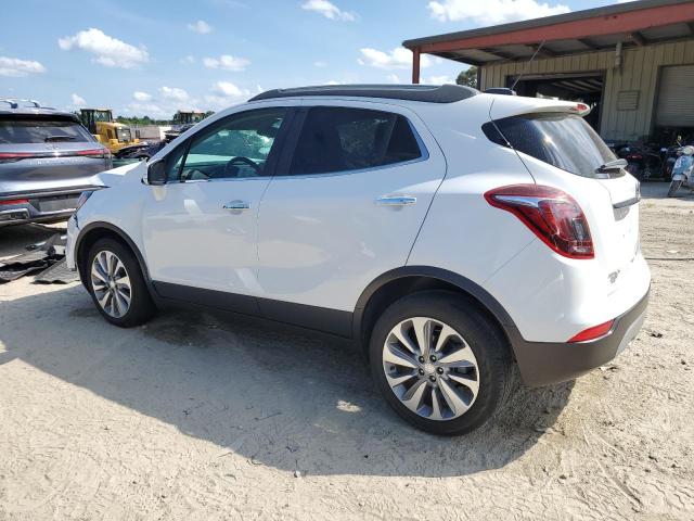 KL4CJASB6JB612248 - 2018 BUICK ENCORE PREFERRED WHITE photo 2
