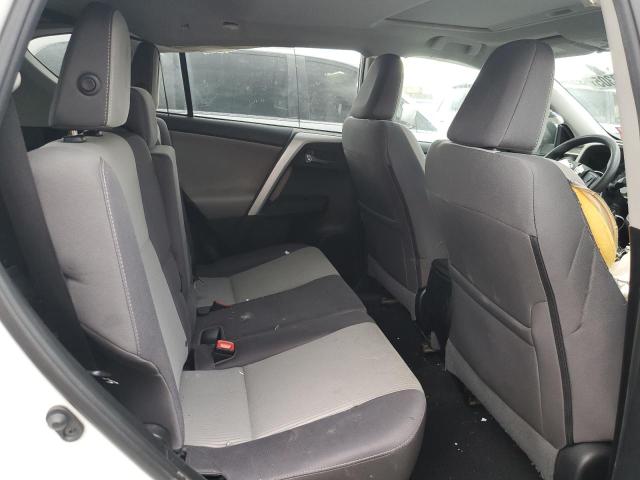 2T3WFREV5FW166259 - 2015 TOYOTA RAV4 XLE WHITE photo 11