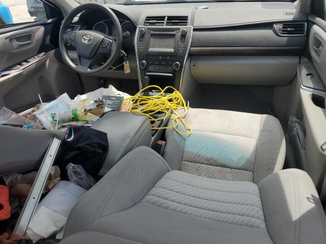 4T1BF1FK0HU323535 - 2017 TOYOTA CAMRY LE 银色 照片 8