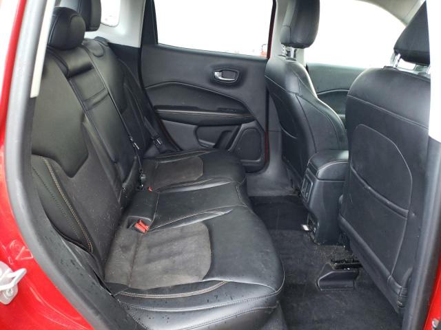 3C4NJCBBXJT266553 - 2018 JEEP COMPASS LATITUDE წითელი ფოტო 11