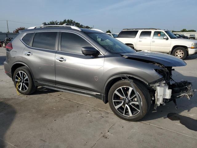 JN8AT2MT7JW468970 - 2018 NISSAN ROGUE S GRAY photo 4