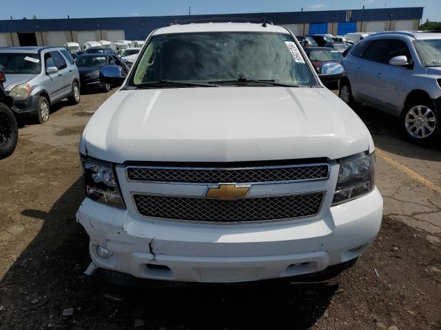 1GNSKCE0XDR159694 - 2013 CHEVROLET TAHOE K1500 LTZ WHITE photo 5