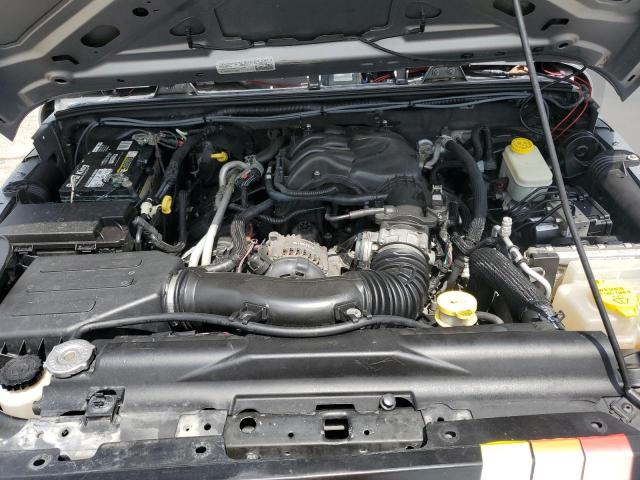 1C4HJWDG3FL506455 - 2015 JEEP WRANGLER UNLIMITED SPORT GRAY photo 11