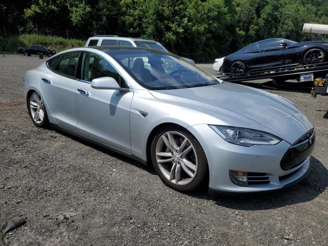 5YJSA1H16EFP38161 - 2014 TESLA MODEL S Gümüş foto 4