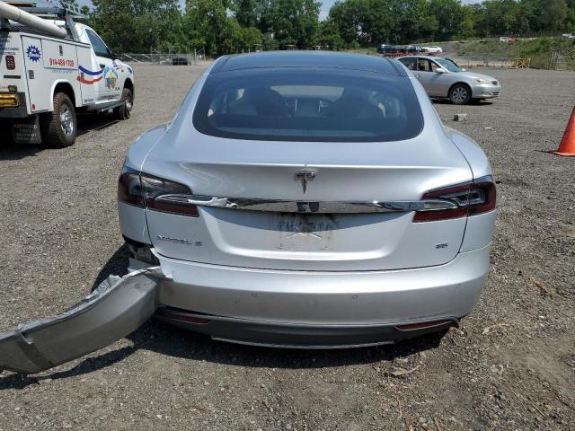 5YJSA1H16EFP38161 - 2014 TESLA MODEL S Gümüş foto 6