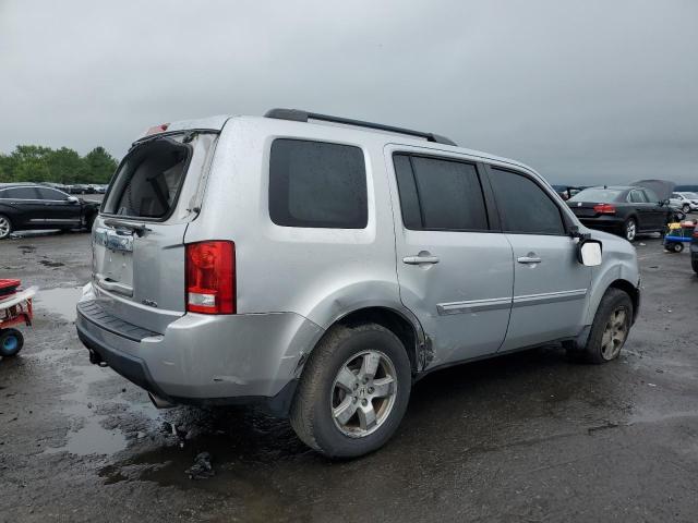 5FNYF4H50BB033772 - 2011 HONDA PILOT EXL SILVER photo 3