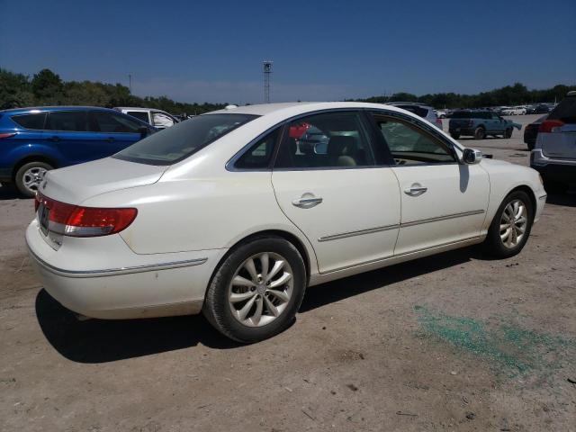 KMHFC46F98A265117 - 2008 HYUNDAI AZERA SE WHITE photo 3