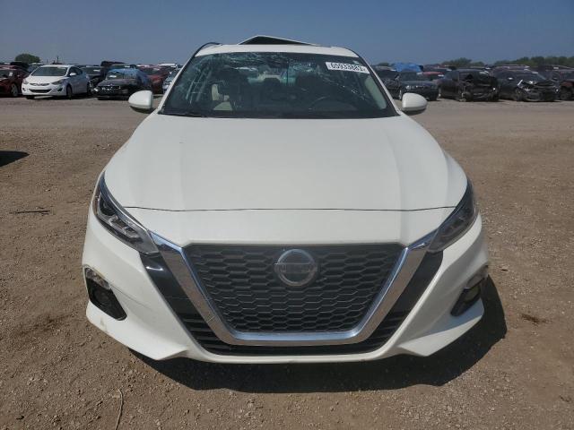 1N4BL4DV8KC102070 - 2019 NISSAN ALTIMA SV WHITE photo 5