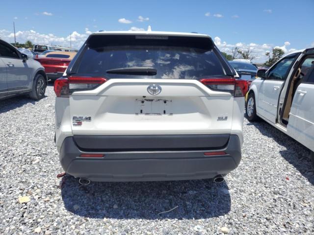 JTMW1RFV6KD021400 - 2019 TOYOTA RAV4 XLE 白色 照片 6