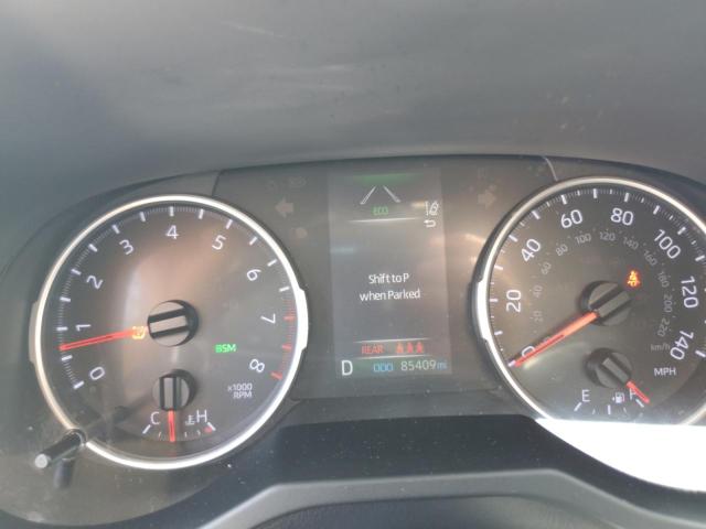 JTMW1RFV6KD021400 - 2019 TOYOTA RAV4 XLE 白色 照片 9