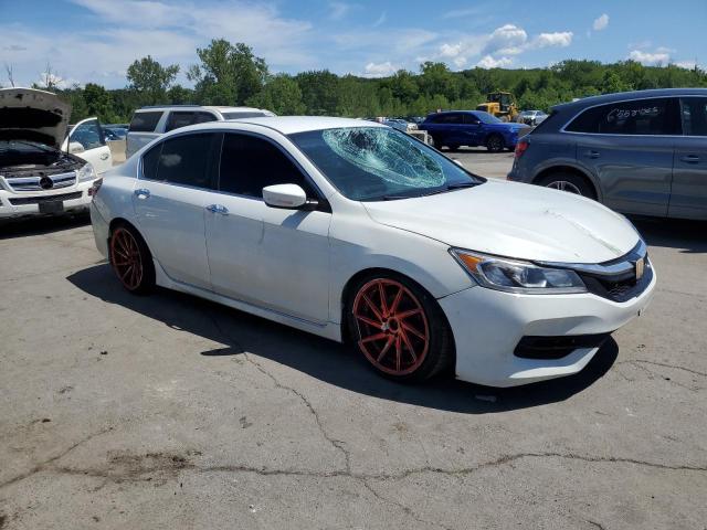 1HGCR2F51HA158727 - 2017 HONDA ACCORD SPORT WHITE photo 4