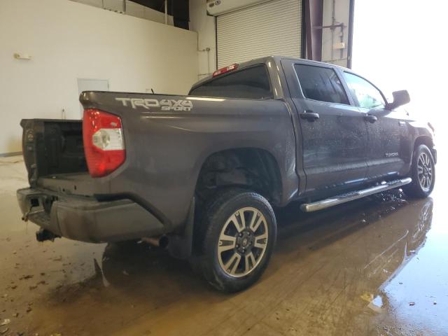 5TFDW5F12KX818322 - 2019 TOYOTA TUNDRA CREWMAX SR5 GRAY photo 3