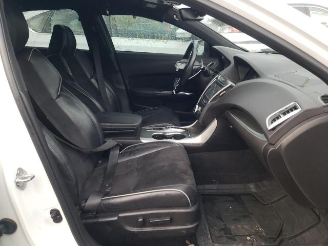 19UUB2F67JA008659 - 2018 ACURA TLX TECH+A WHITE photo 5