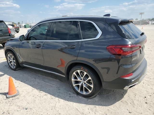 5UXCR4C05LLE30469 - 2020 BMW X5 SDRIVE 40I GRAY photo 2