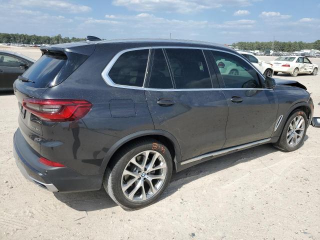 5UXCR4C05LLE30469 - 2020 BMW X5 SDRIVE 40I GRAY photo 3