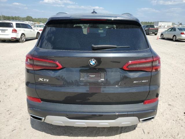 5UXCR4C05LLE30469 - 2020 BMW X5 SDRIVE 40I GRAY photo 6