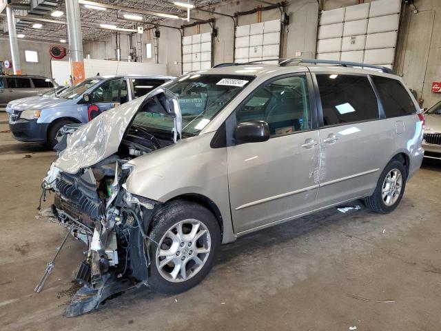 5TDBA23C55S050226 - 2005 TOYOTA SIENNA LE SILVER photo 1