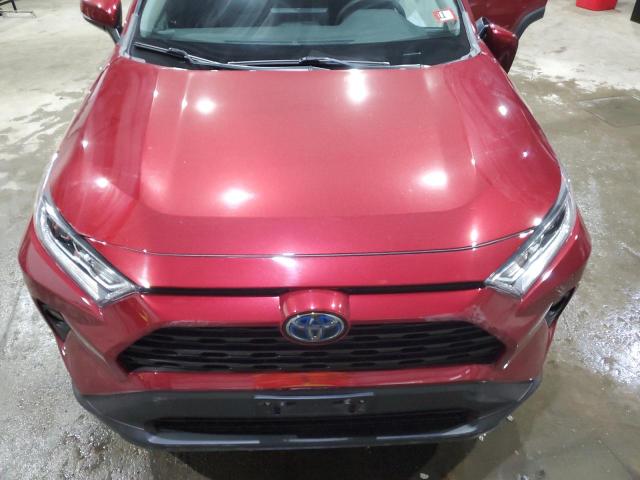 2T3RWRFV2LW098056 - 2020 TOYOTA RAV4 XLE BURGUNDY photo 12