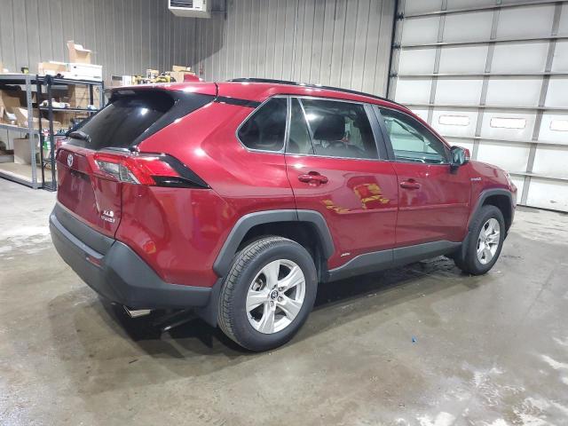 2T3RWRFV2LW098056 - 2020 TOYOTA RAV4 XLE BURGUNDY photo 3