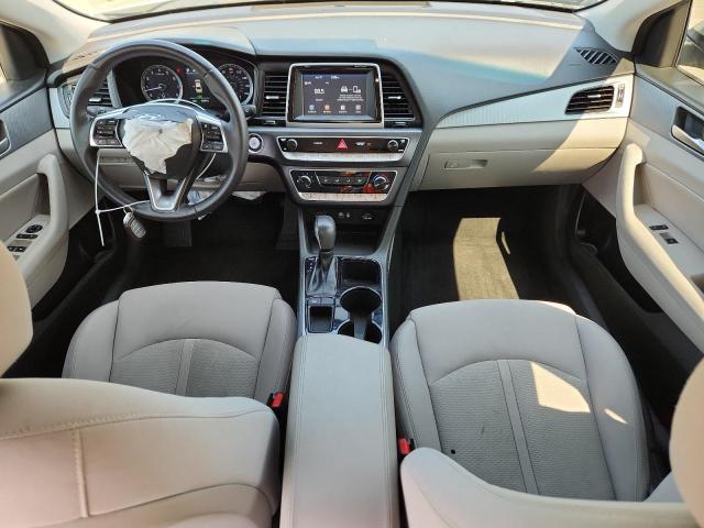 5NPE34AF1JH635918 - 2018 HYUNDAI SONATA SPORT Сріблястий фото 8