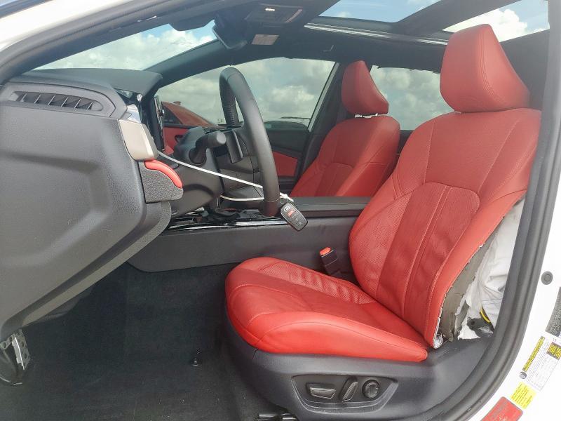 4T1DAACKXSU133132 - 2025 TOYOTA CAMRY XSE WHITE photo 7