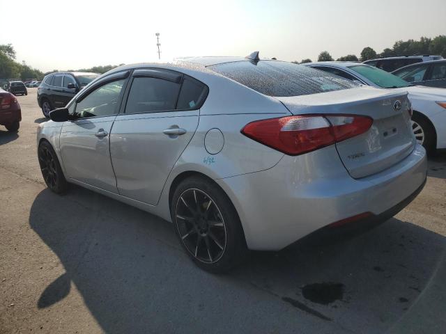 KNAFK4A6XF5345138 - 2015 KIA FORTE LX SILVER photo 2