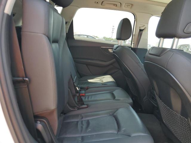 WA1AJAF75LD009859 - 2020 AUDI Q7 PREMIUM WHITE photo 11