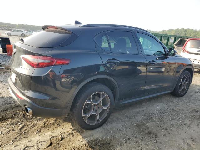 ZASFAKPN3J7B65772 - 2018 ALFA ROMEO STELVIO SPORT შავი ფოტო 3